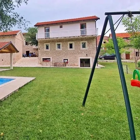 Katarina Apartment